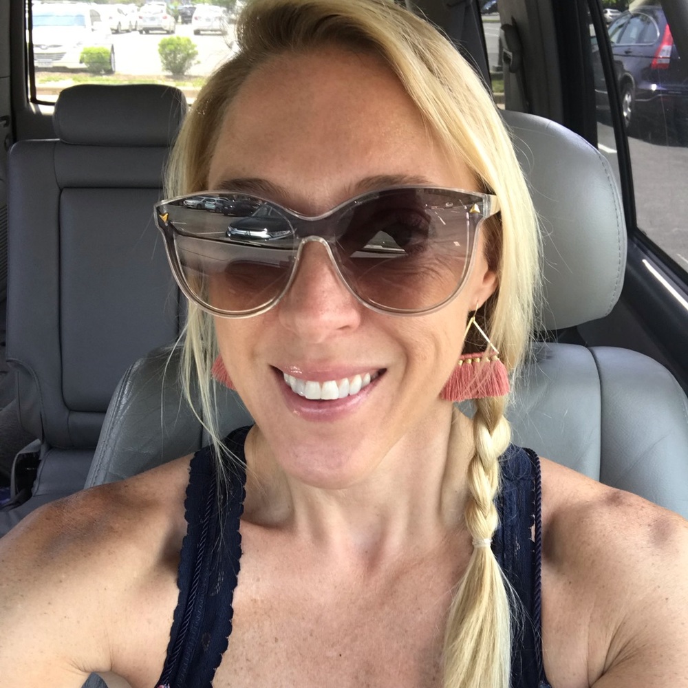 Meet your Posher, Jennifer